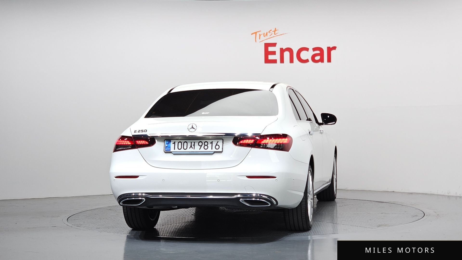 Mercedes-Benz E-Class W213 2023 — миниатюра 4