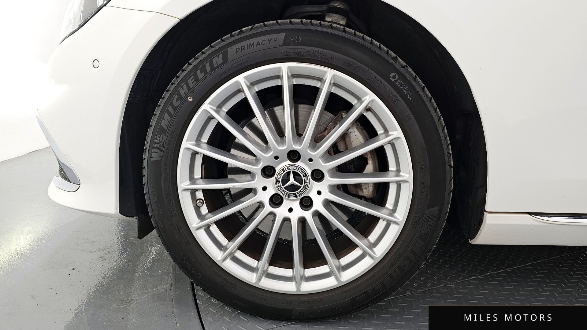Mercedes-Benz E-Class W213 2023 — миниатюра 5