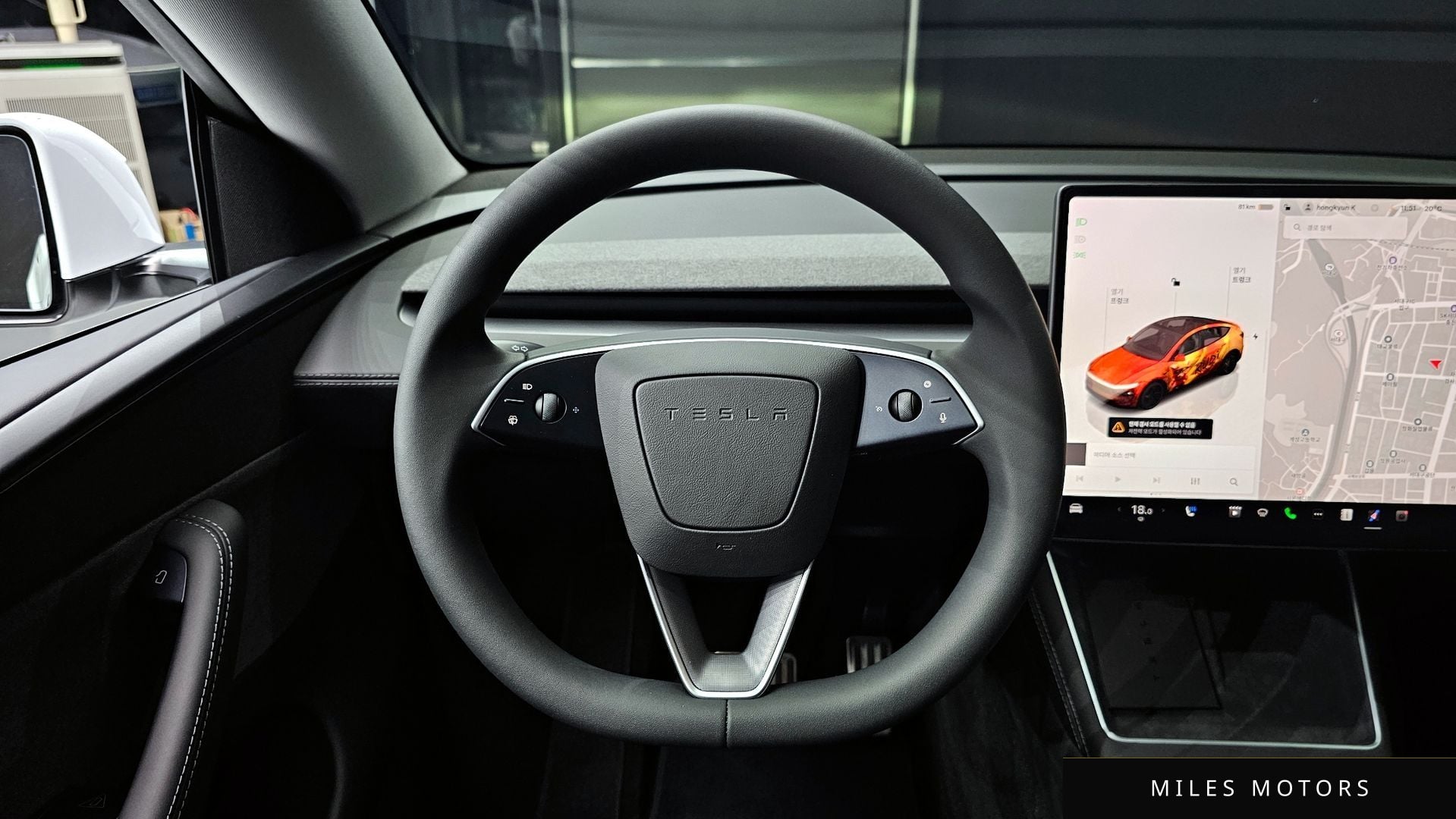 Tesla Model Y 2025 — миниатюра 21