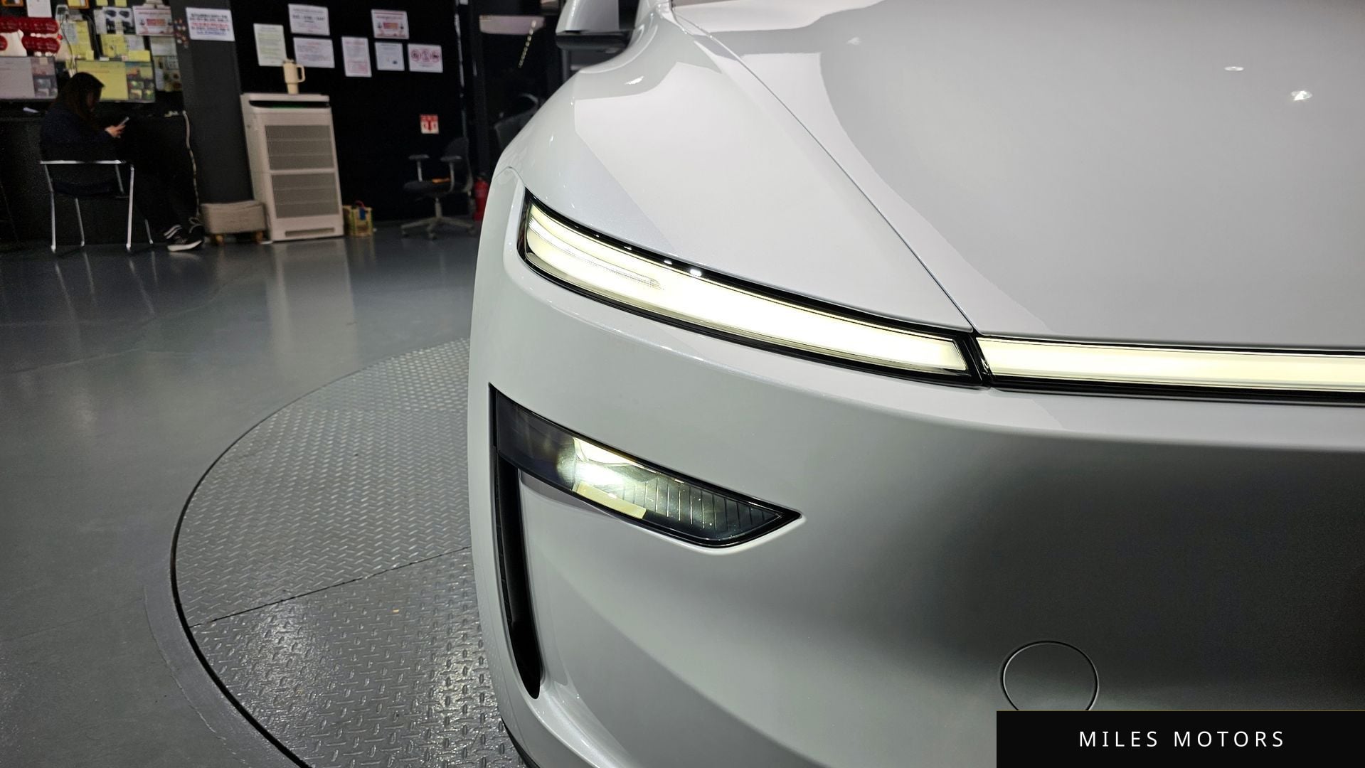 Tesla Model Y 2025 — миниатюра 8