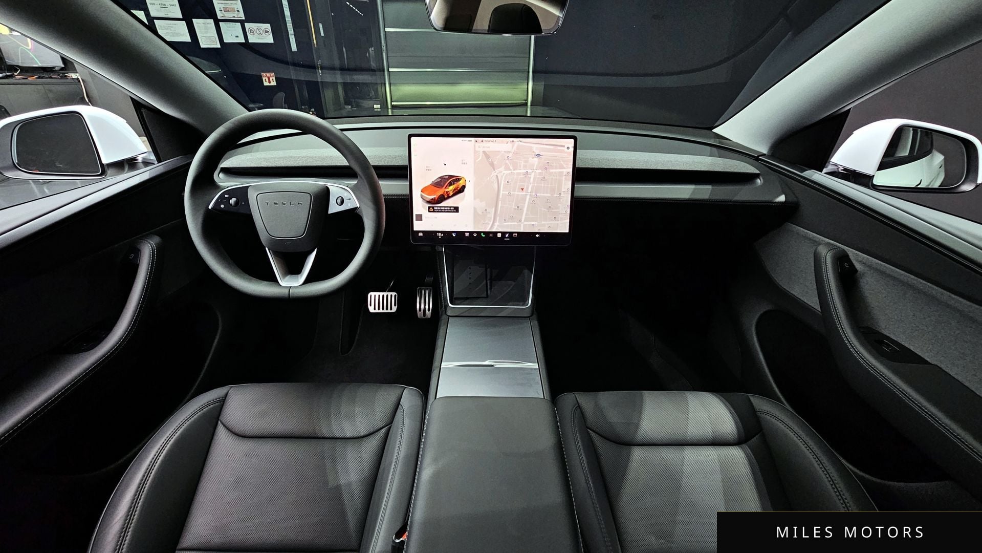 Tesla Model Y 2025 — миниатюра 33