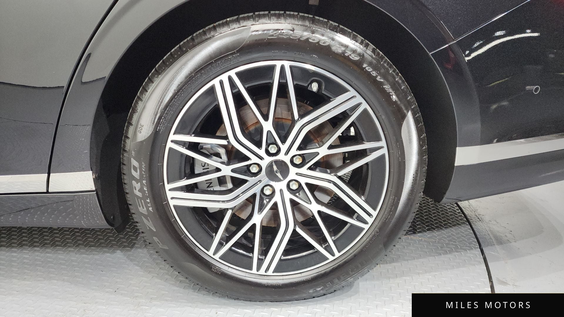 Genesis G90 (RS4) 2023 — миниатюра 7