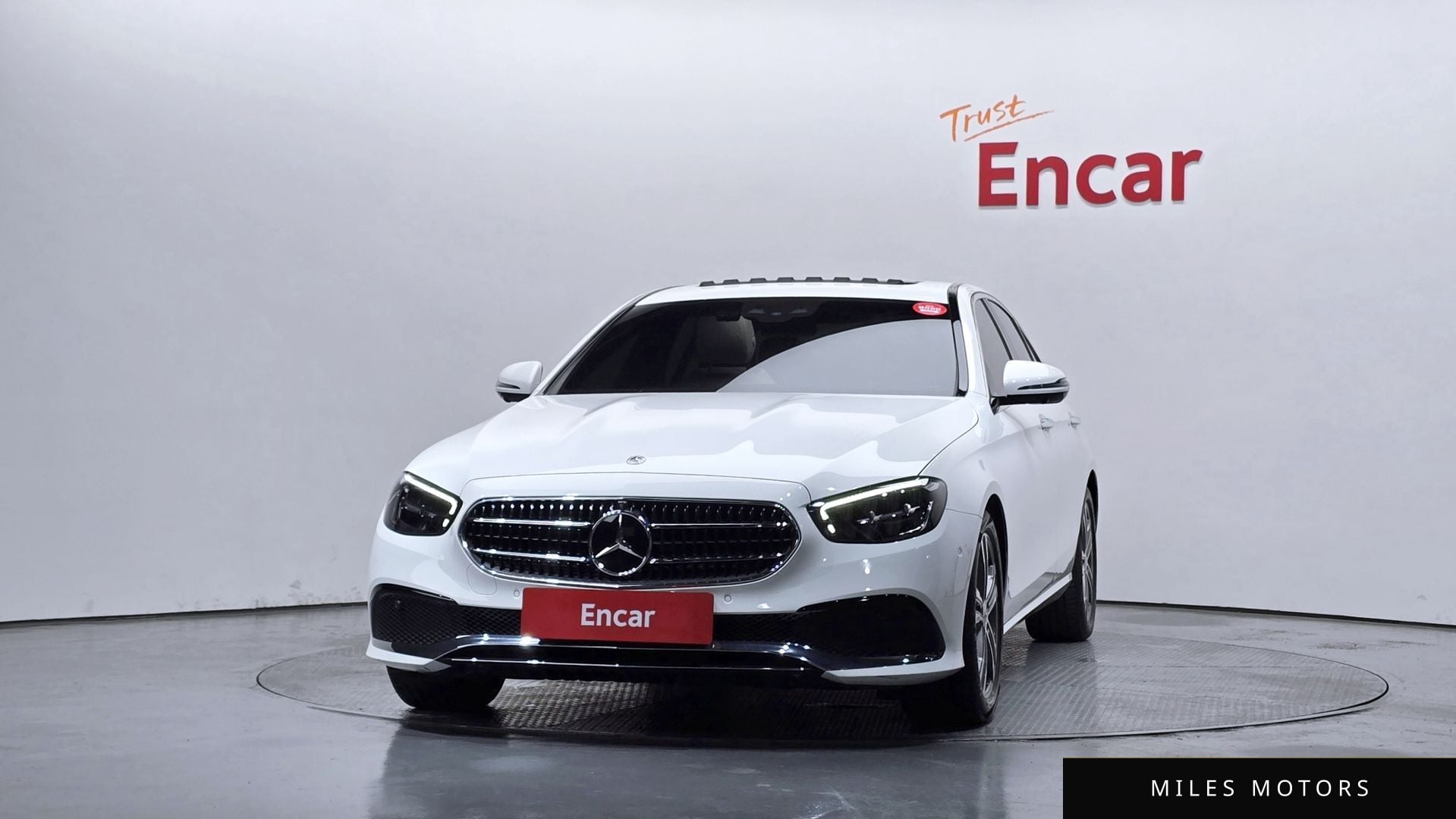 Mercedes-Benz E-Class W213 2023 — миниатюра 3