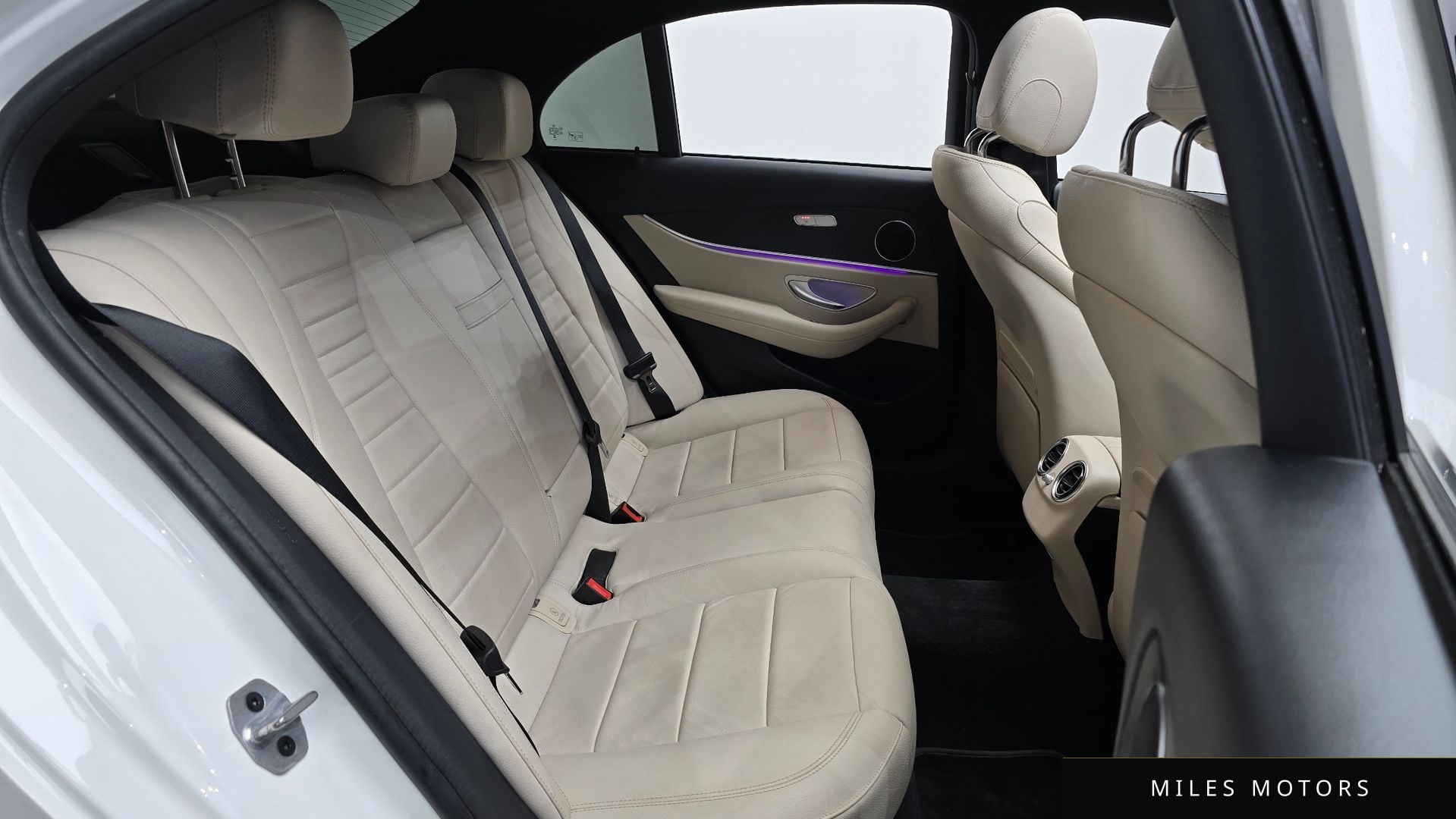 Mercedes-Benz E-Class W213 2023 — миниатюра 11