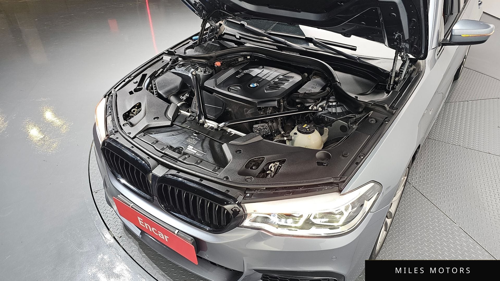 BMW 5 Series (G30) 2017 — миниатюра 6