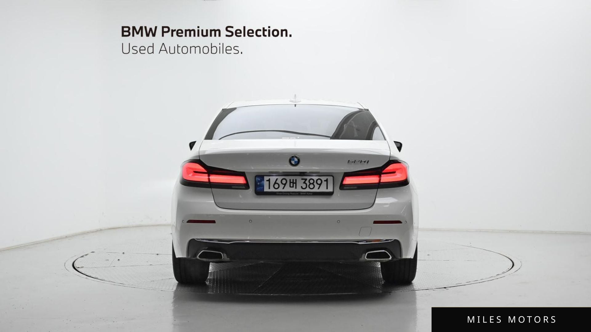 BMW 5 Series (G30) 2023 — миниатюра 4