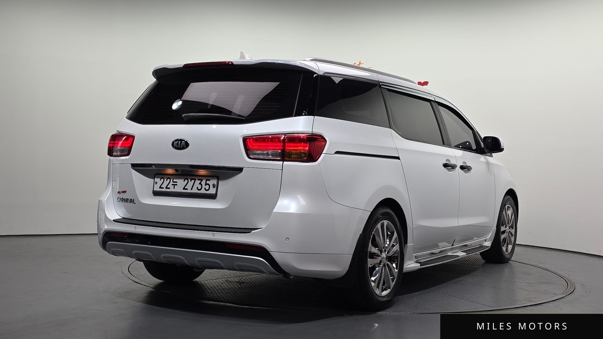 Kia Canival 2016 — миниатюра 2