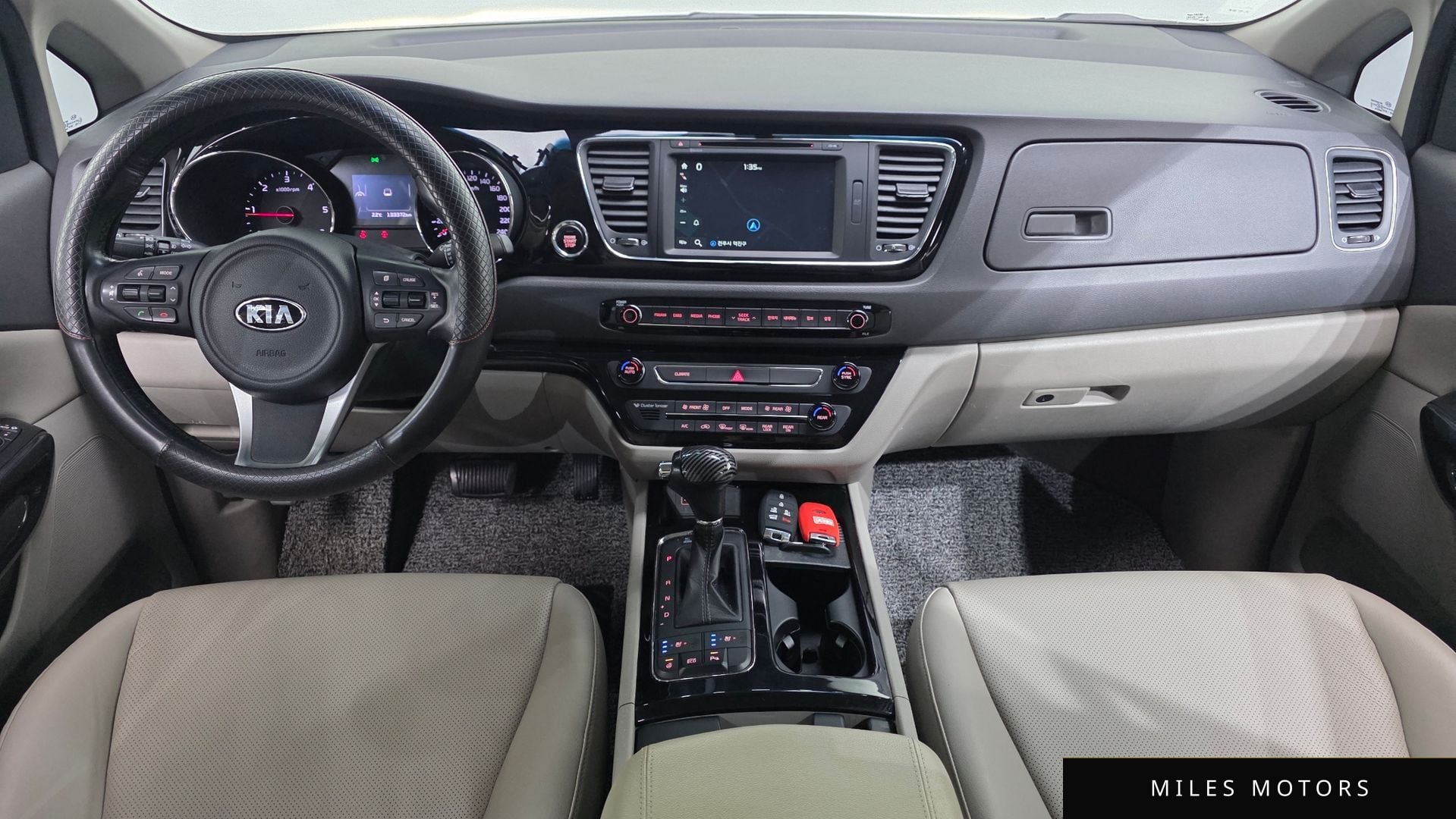 Kia Canival 2016 — миниатюра 10