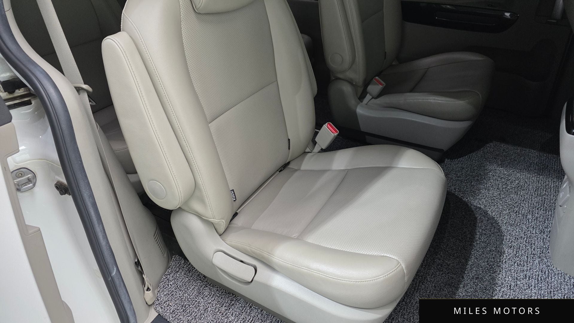 Kia Canival 2016 — миниатюра 16