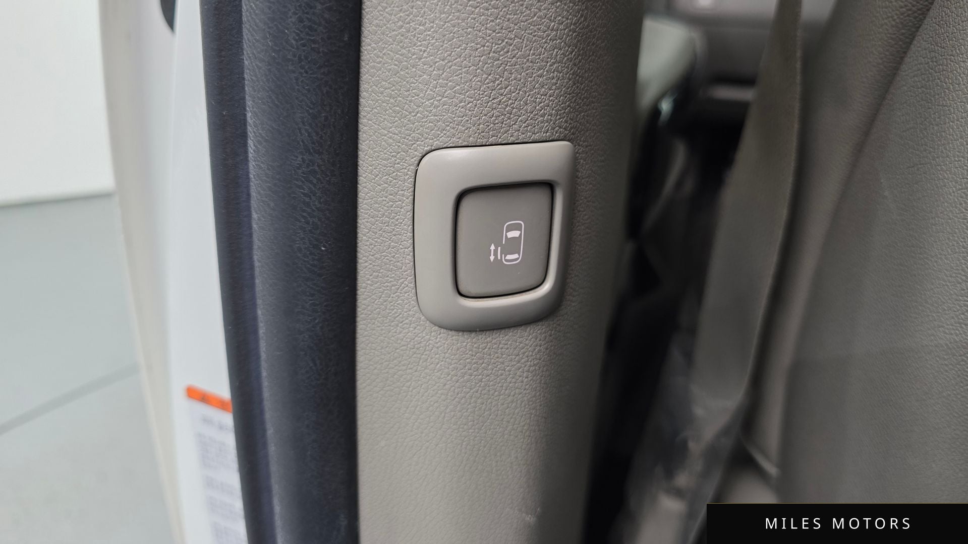 Kia Canival 2016 — миниатюра 27