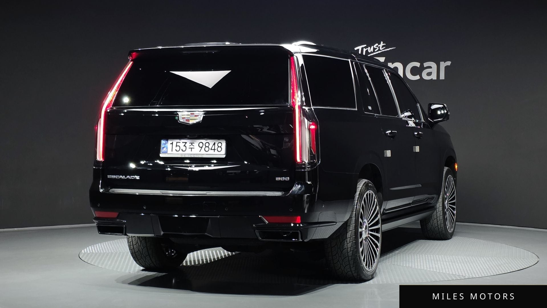 Cadillac 에스컬레이드 2023 — миниатюра 2