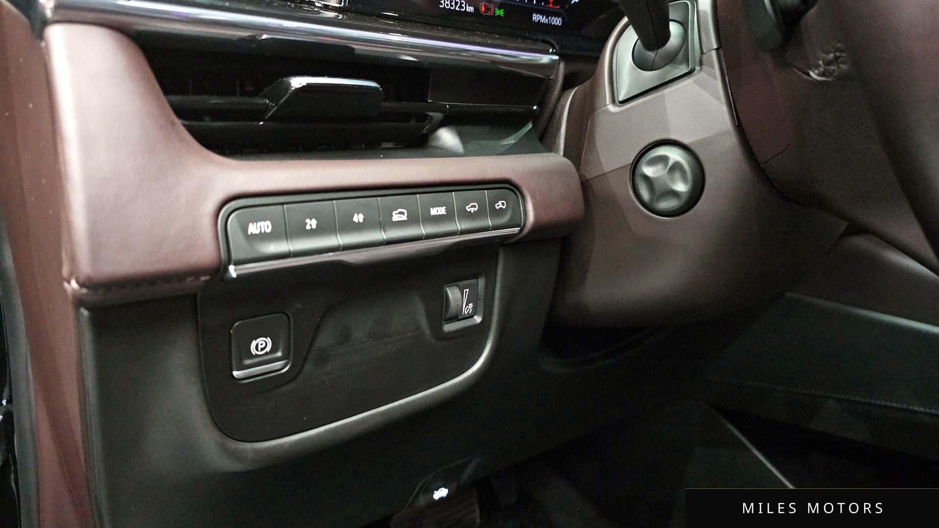 Cadillac 에스컬레이드 2023 — миниатюра 27