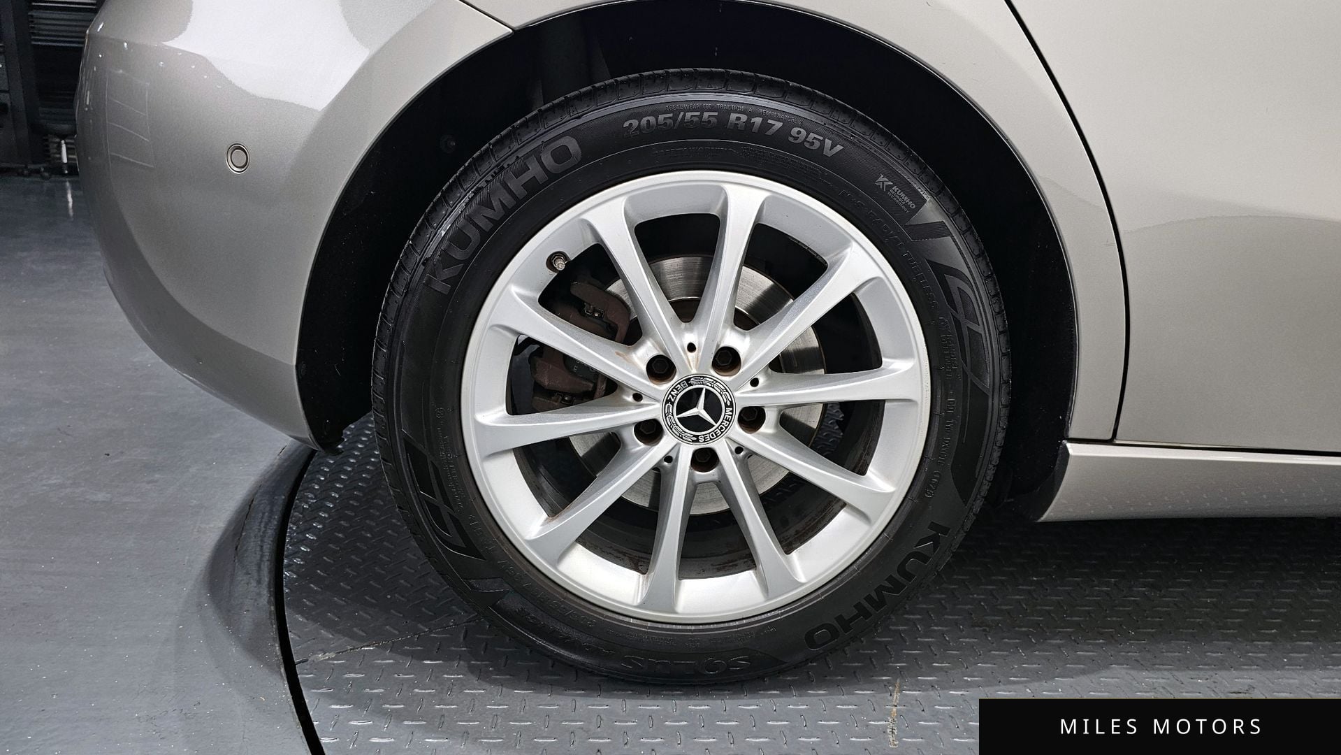 Mercedes-Benz A-Class W177 2019 — миниатюра 5
