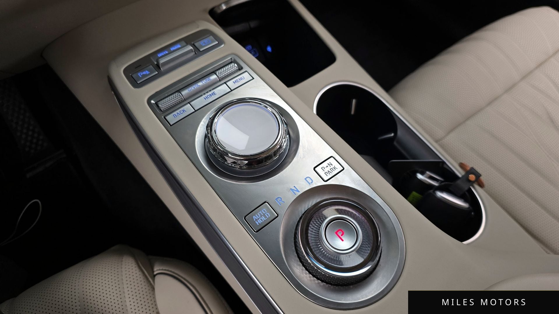 Genesis GV70 2024 — миниатюра 12