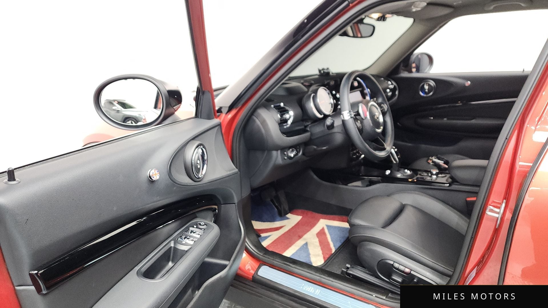 MINI 쿠퍼 클럽맨 2020 — миниатюра 12