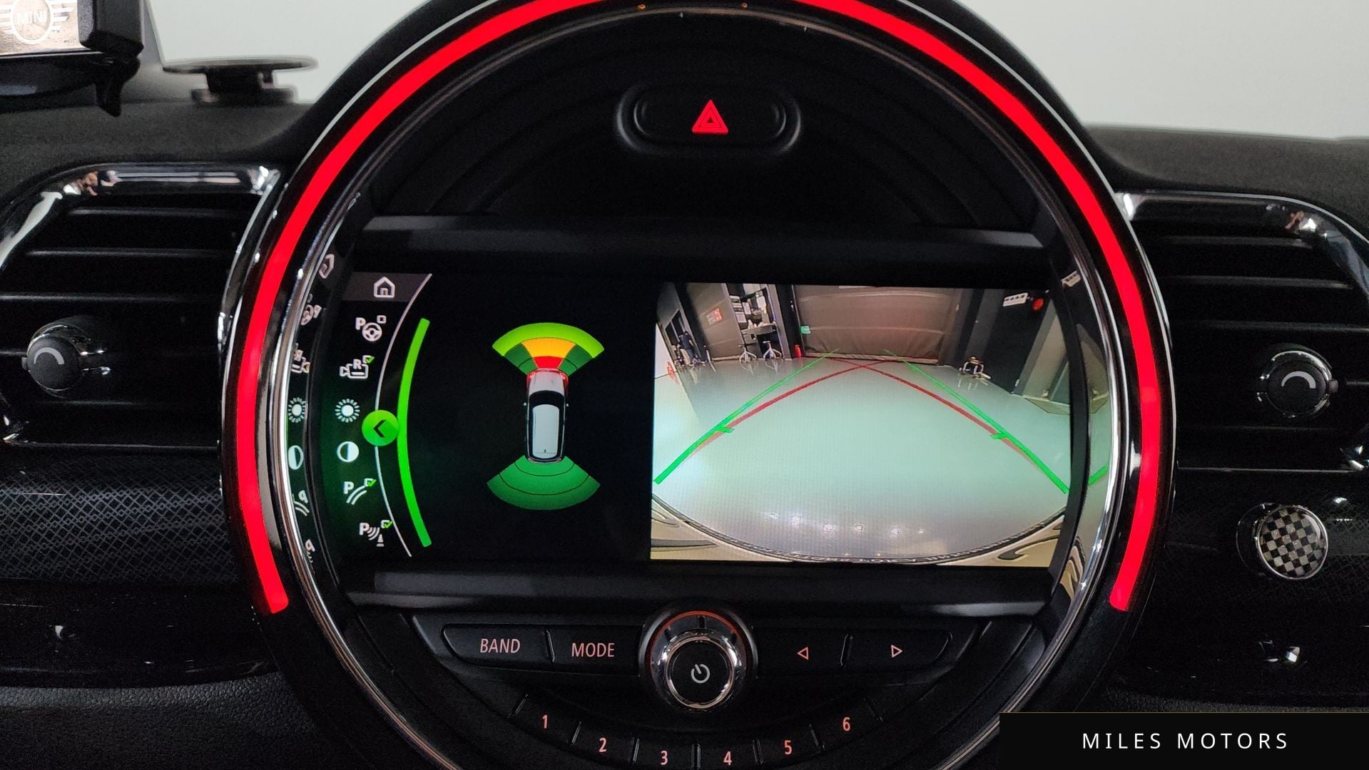 MINI 쿠퍼 클럽맨 2020 — миниатюра 20