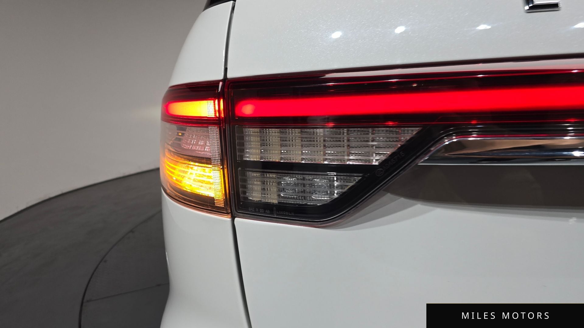 Lincoln Aviator 2023 — миниатюра 9