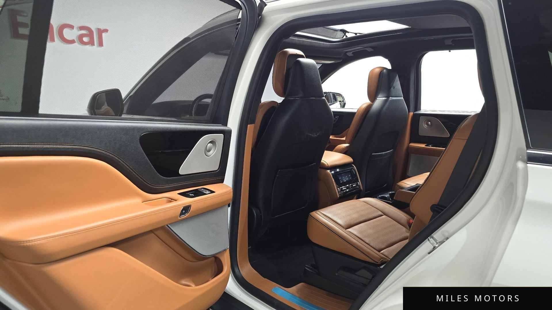 Lincoln Aviator 2023 — миниатюра 16