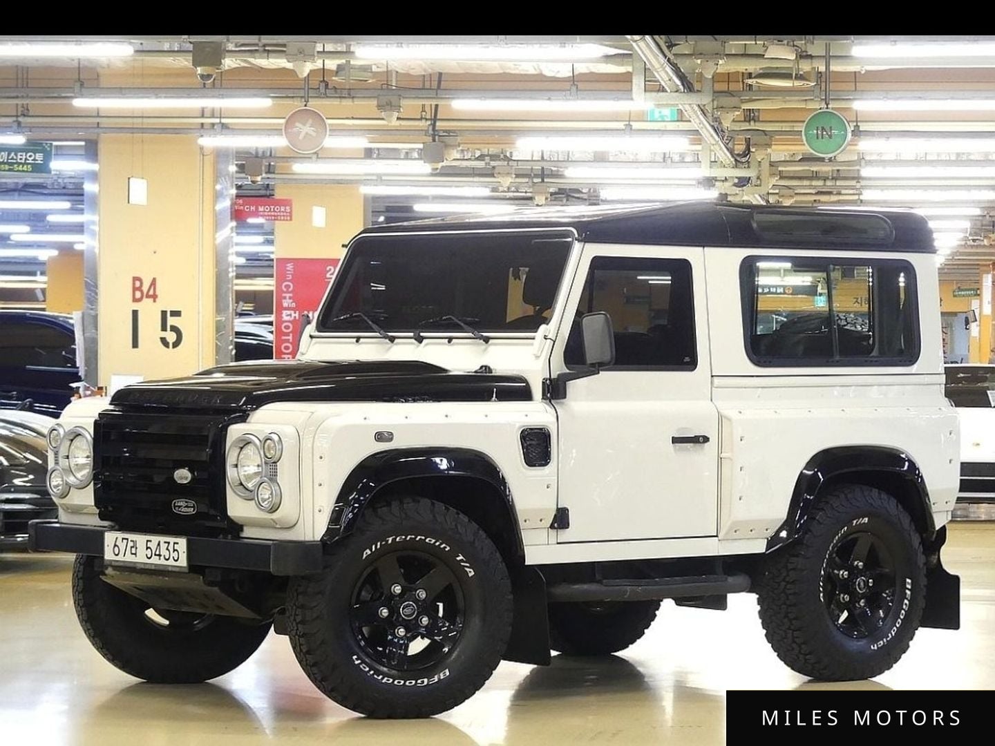 Land Rover Defender 2010 — миниатюра 3