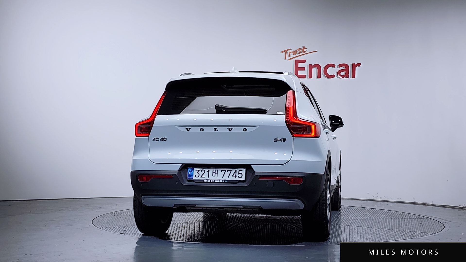 Volvo XC40 2021 — миниатюра 3