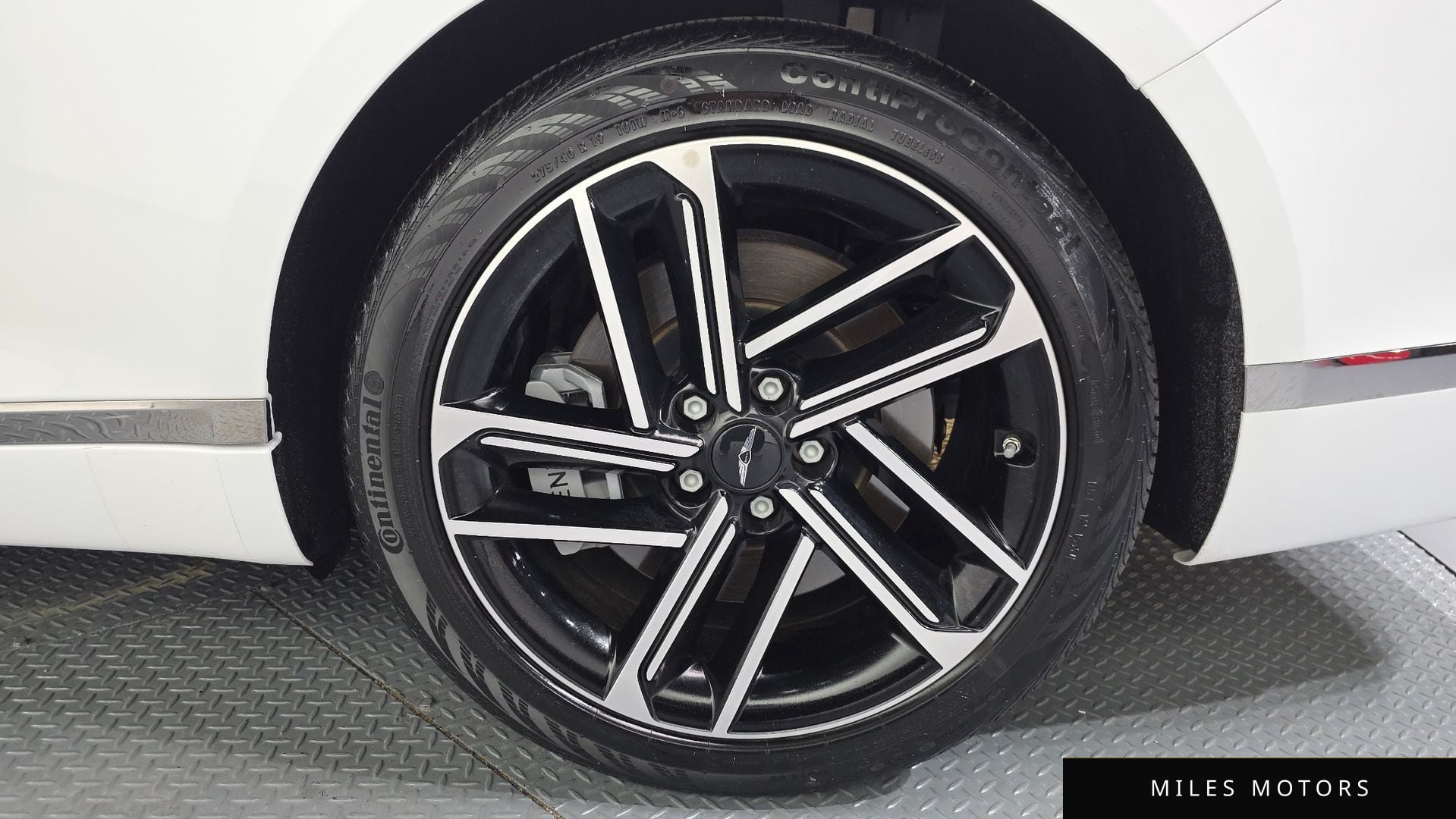 Genesis G80 (RG3) 2025 — миниатюра 7