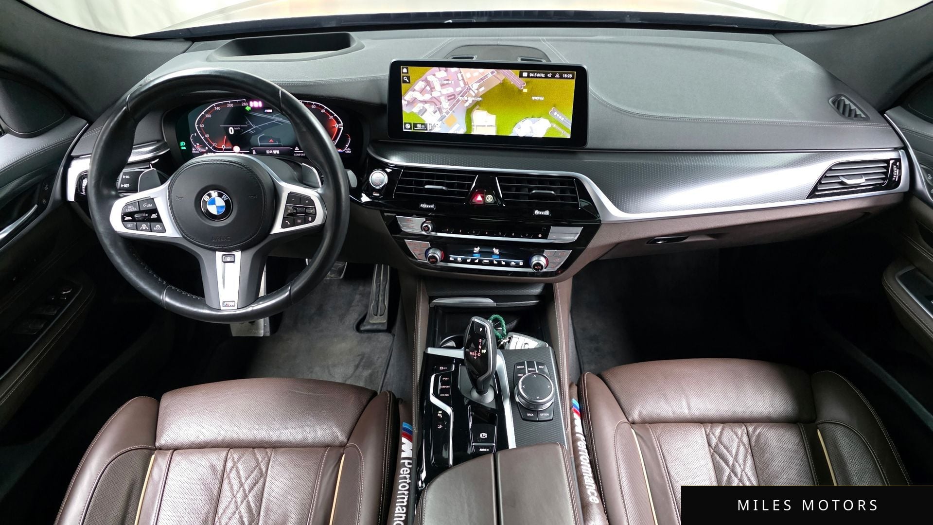 BMW 6 Series GT (G32) 2023 — миниатюра 10