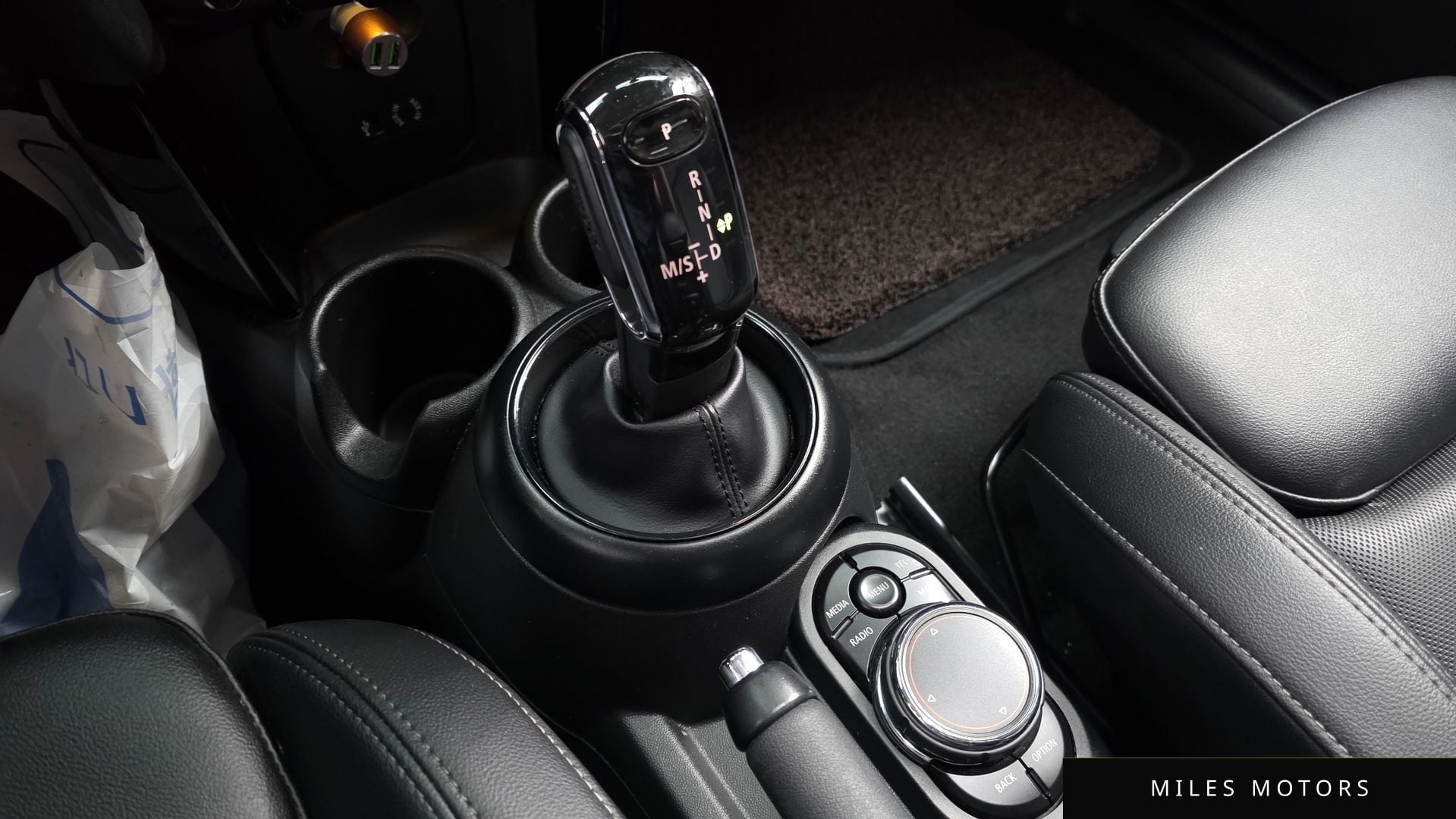 MINI Cooper D 2018 — миниатюра 12