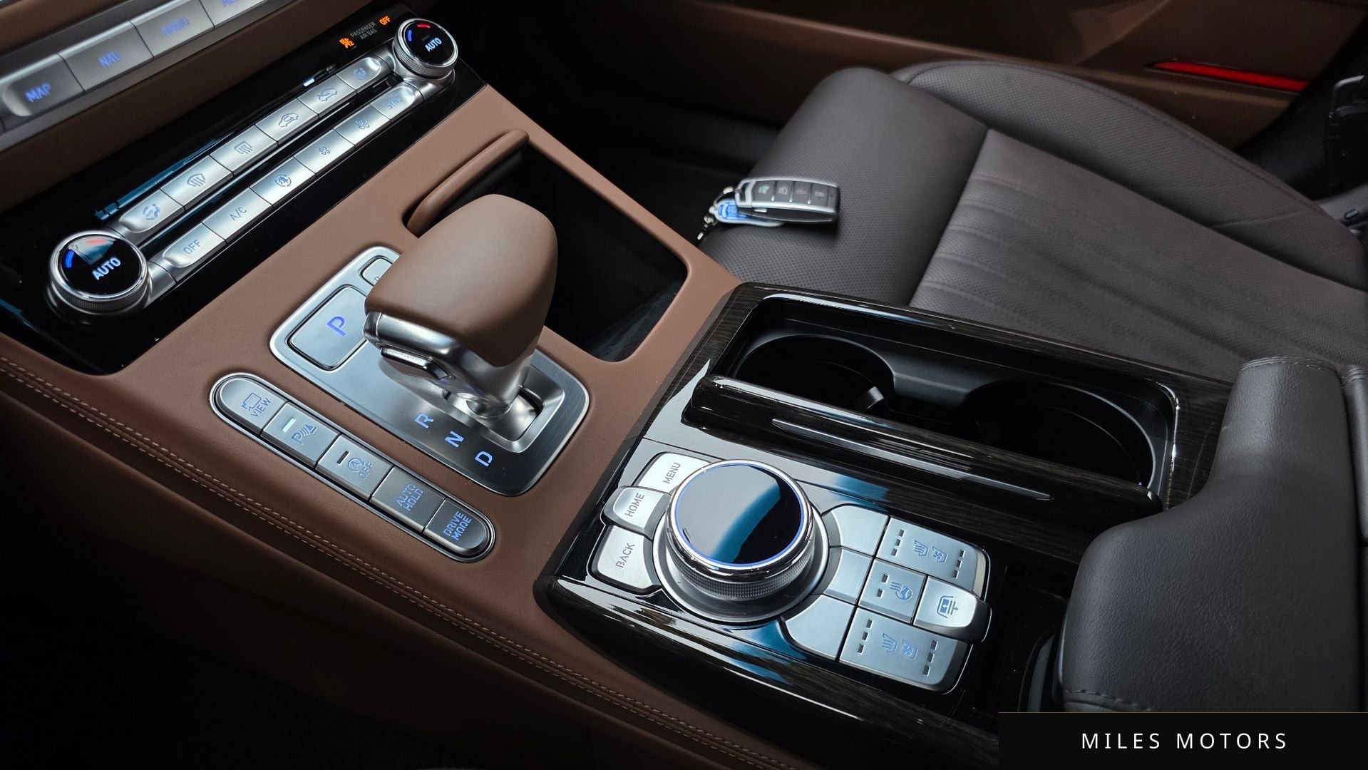 Genesis G90 2019 — миниатюра 11