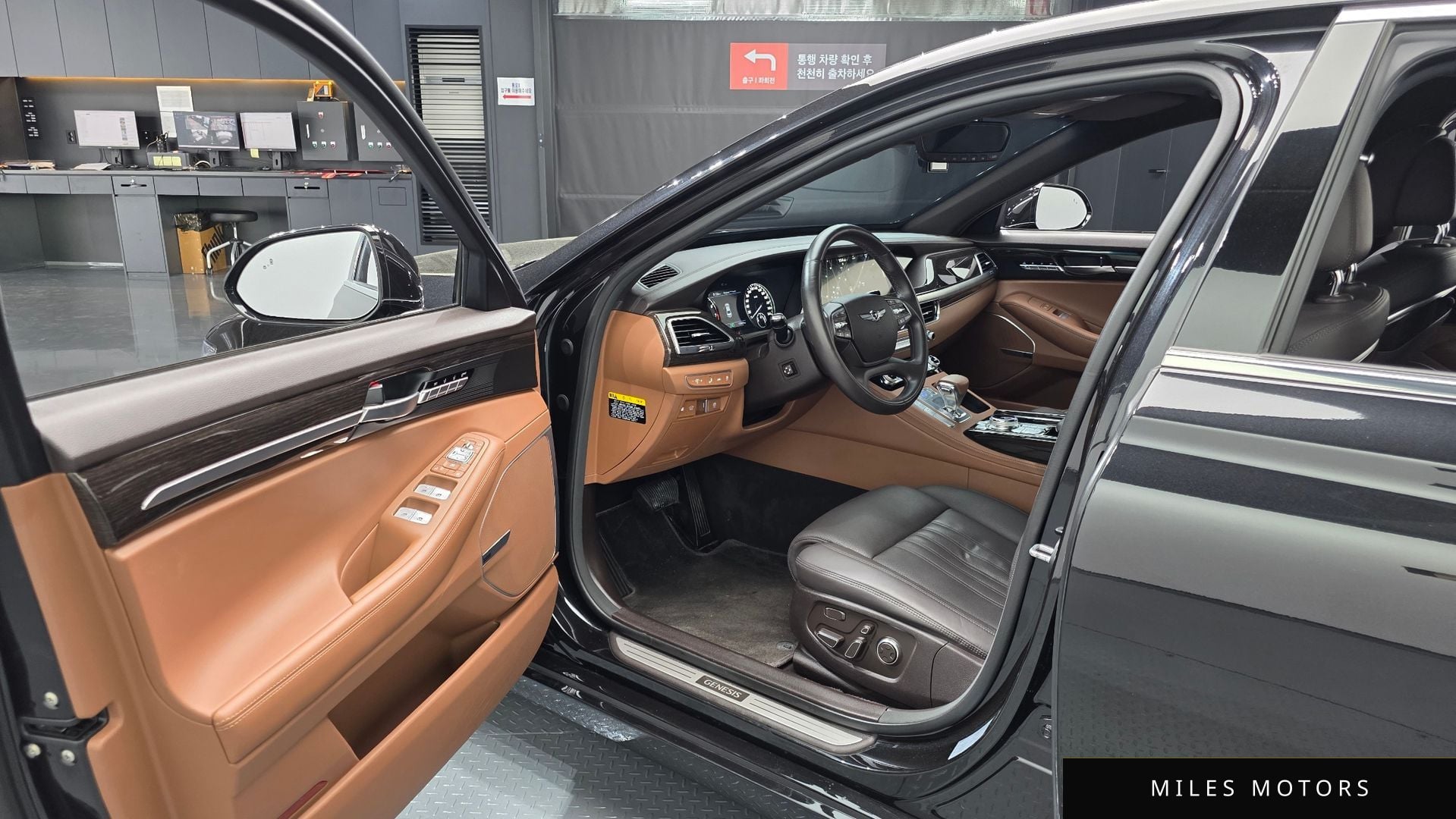 Genesis G90 2019 — миниатюра 12