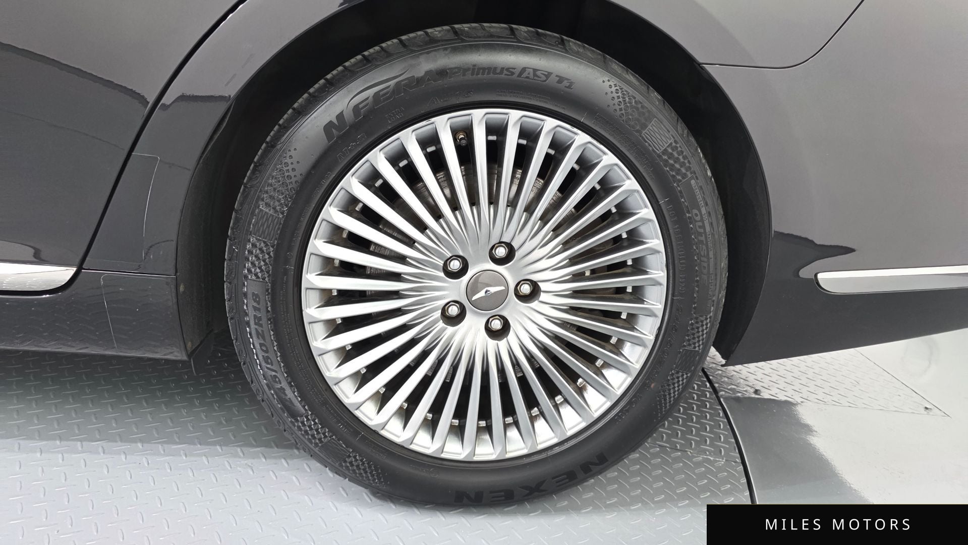 Genesis G90 2019 — миниатюра 6