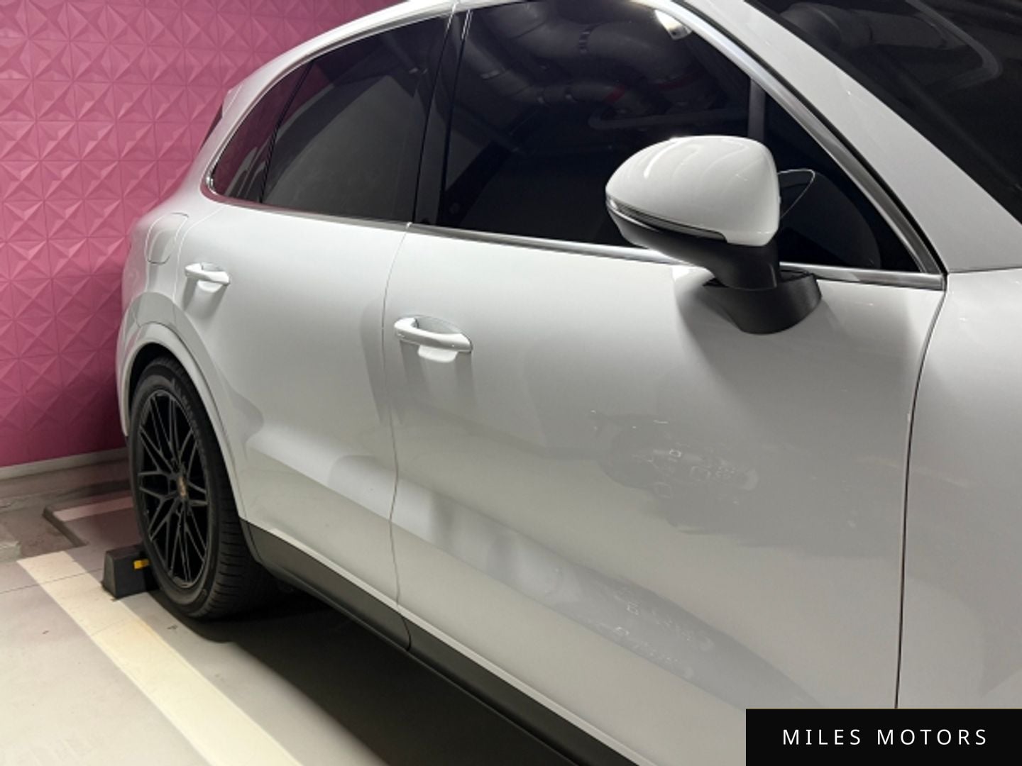 Porsche Cayenne 2024 — миниатюра 3