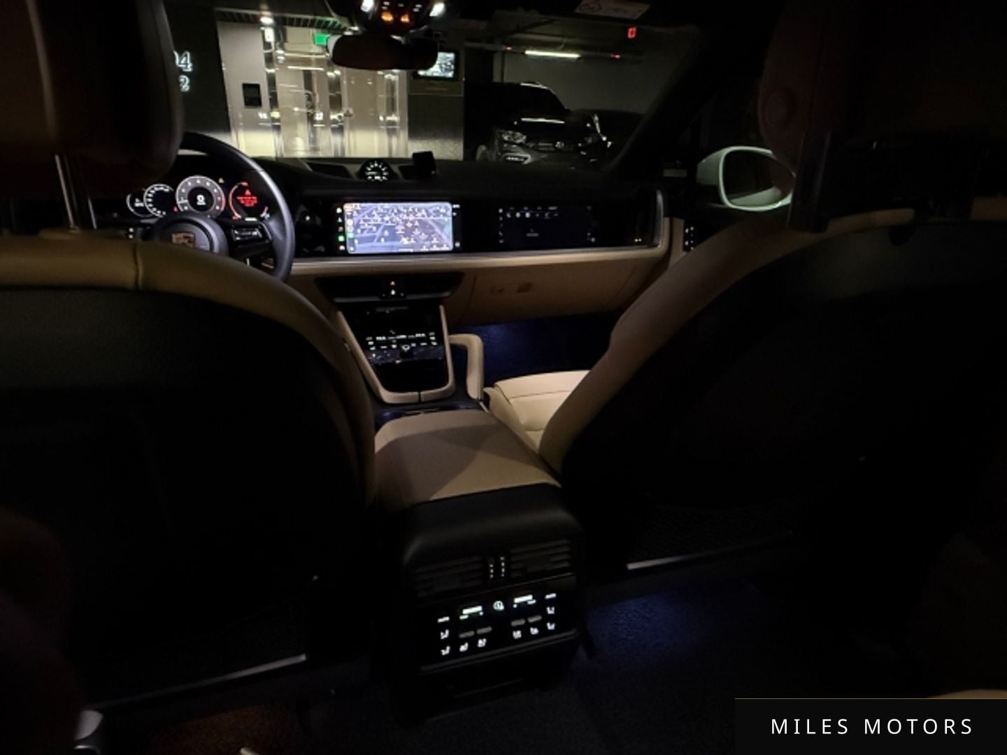 Porsche Cayenne 2024 — миниатюра 10