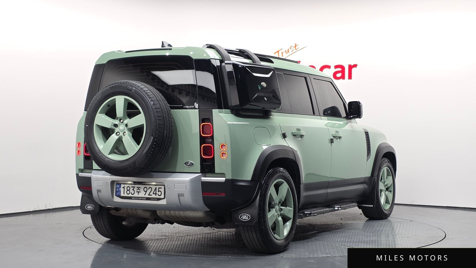 Land Rover Defender 2023 — миниатюра 2