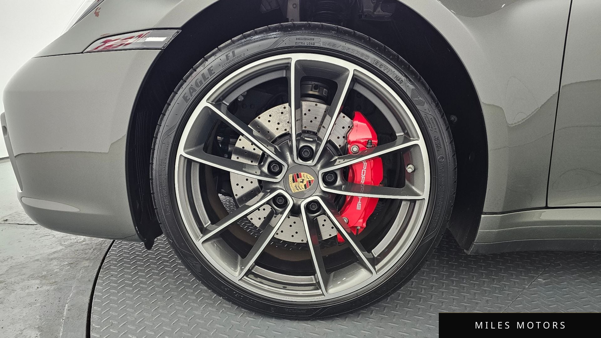 Porsche 911 (992) 2023 — миниатюра 5