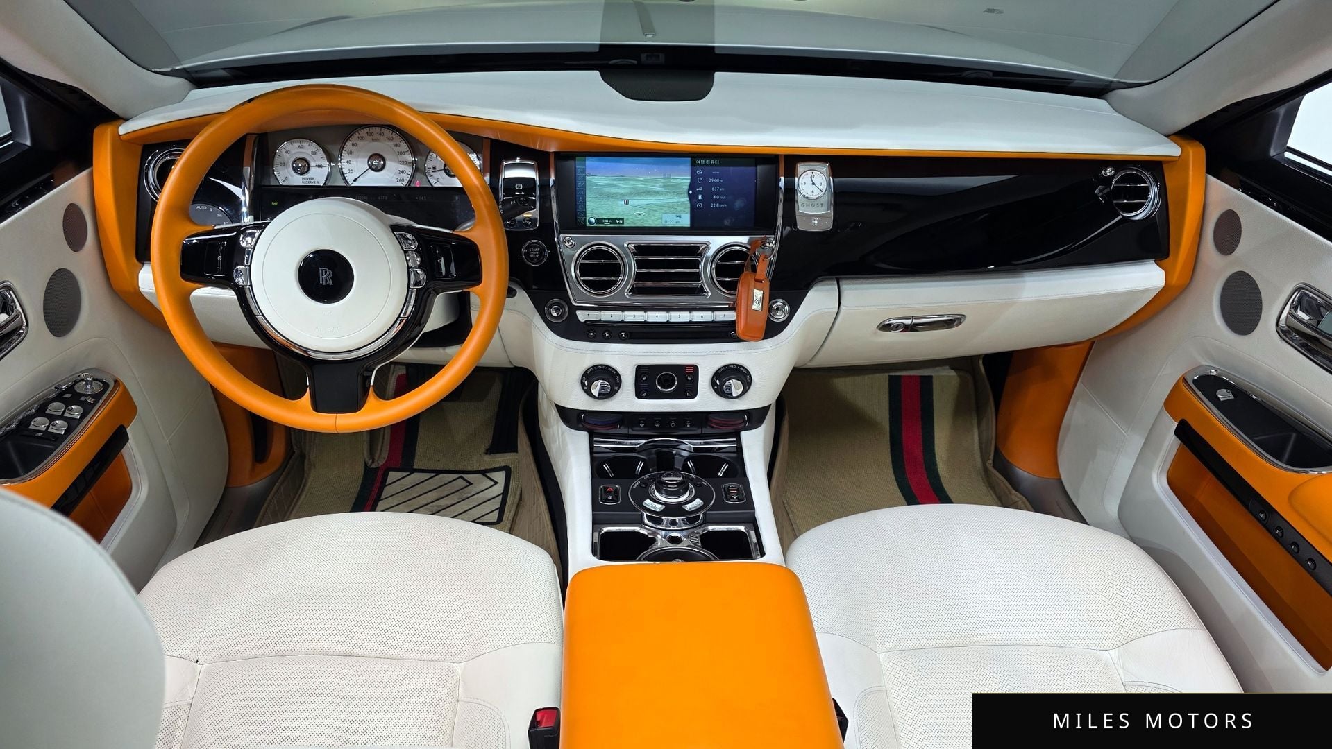 Rolls-Royce 고스트 2013 — миниатюра 7
