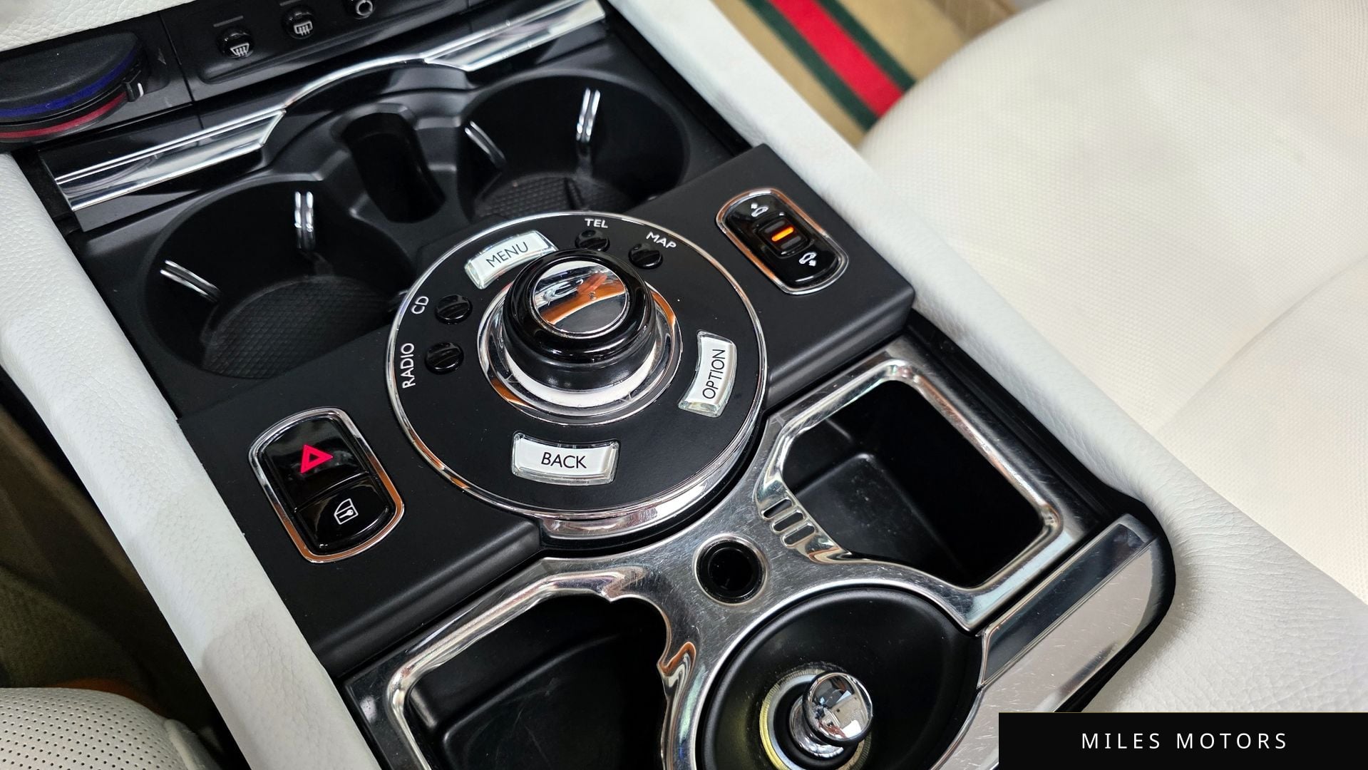 Rolls-Royce 고스트 2013 — миниатюра 17