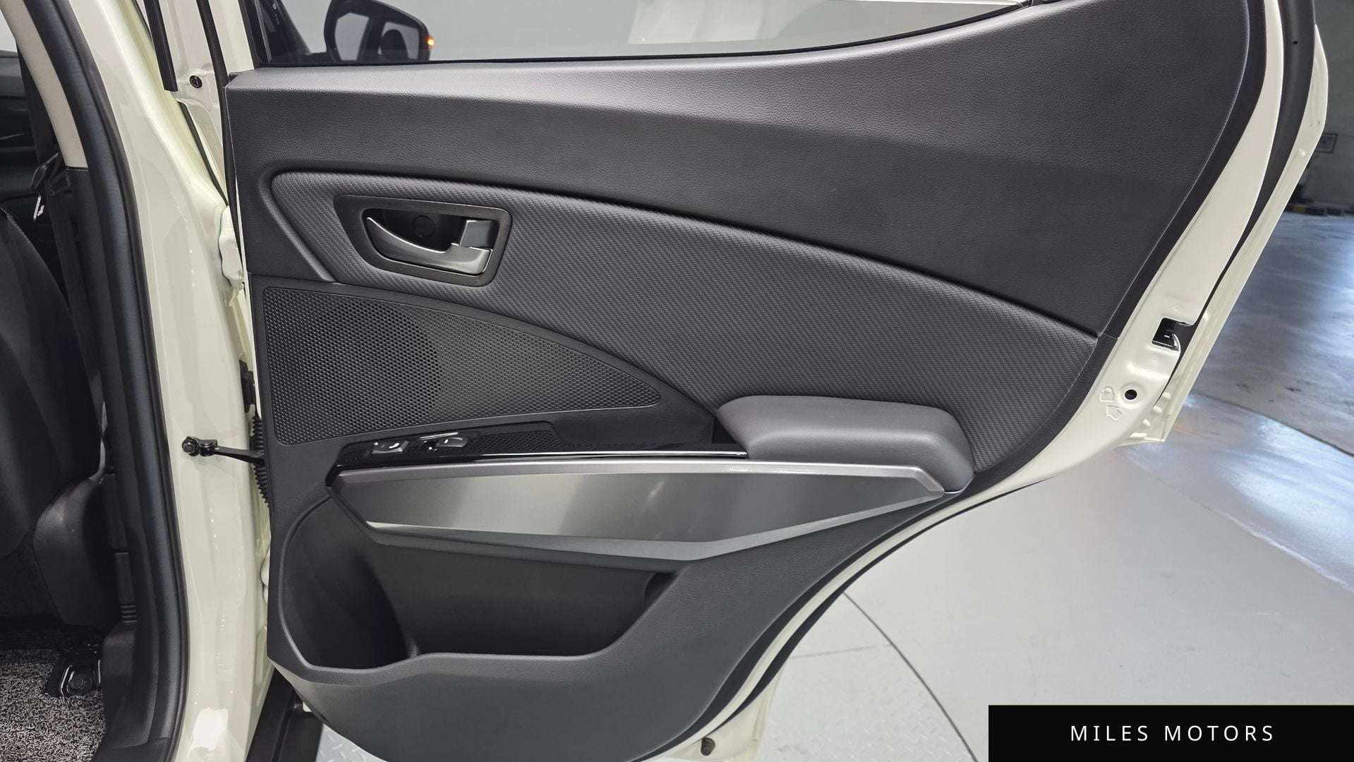 KG Mobility TIBOLI 2025 — миниатюра 32