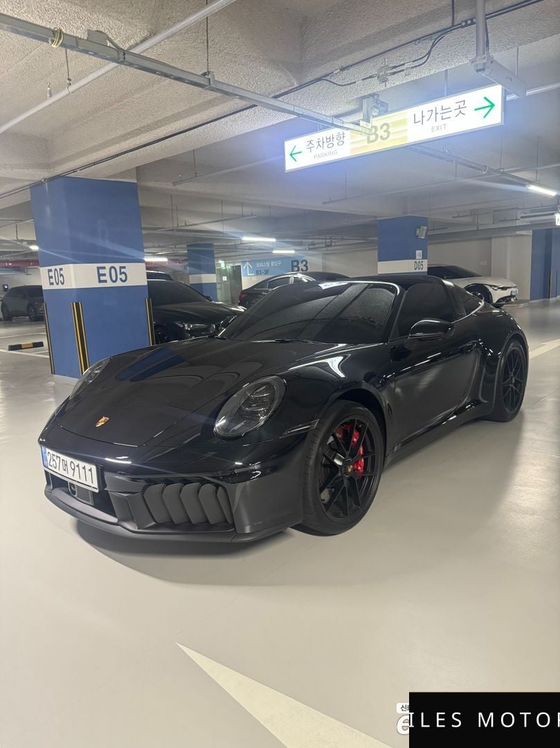 Porsche 911 (992) 2026