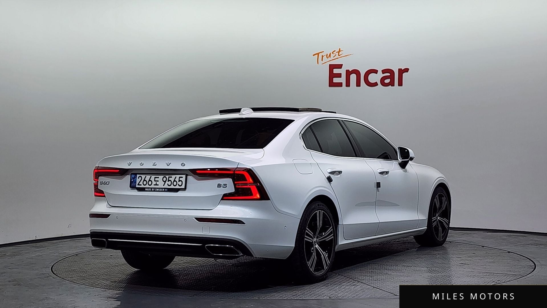 Volvo S60 2022 — миниатюра 2