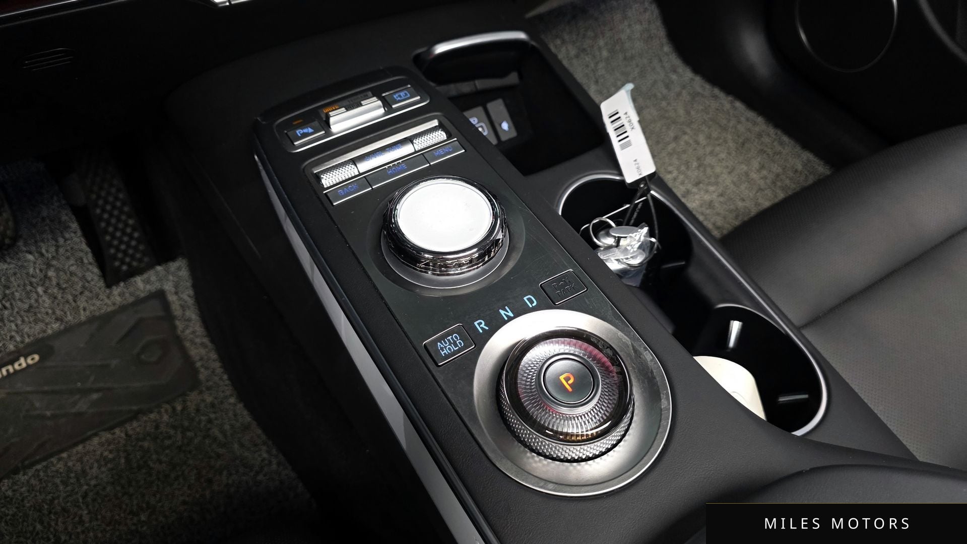 Genesis GV70 2023 — миниатюра 12