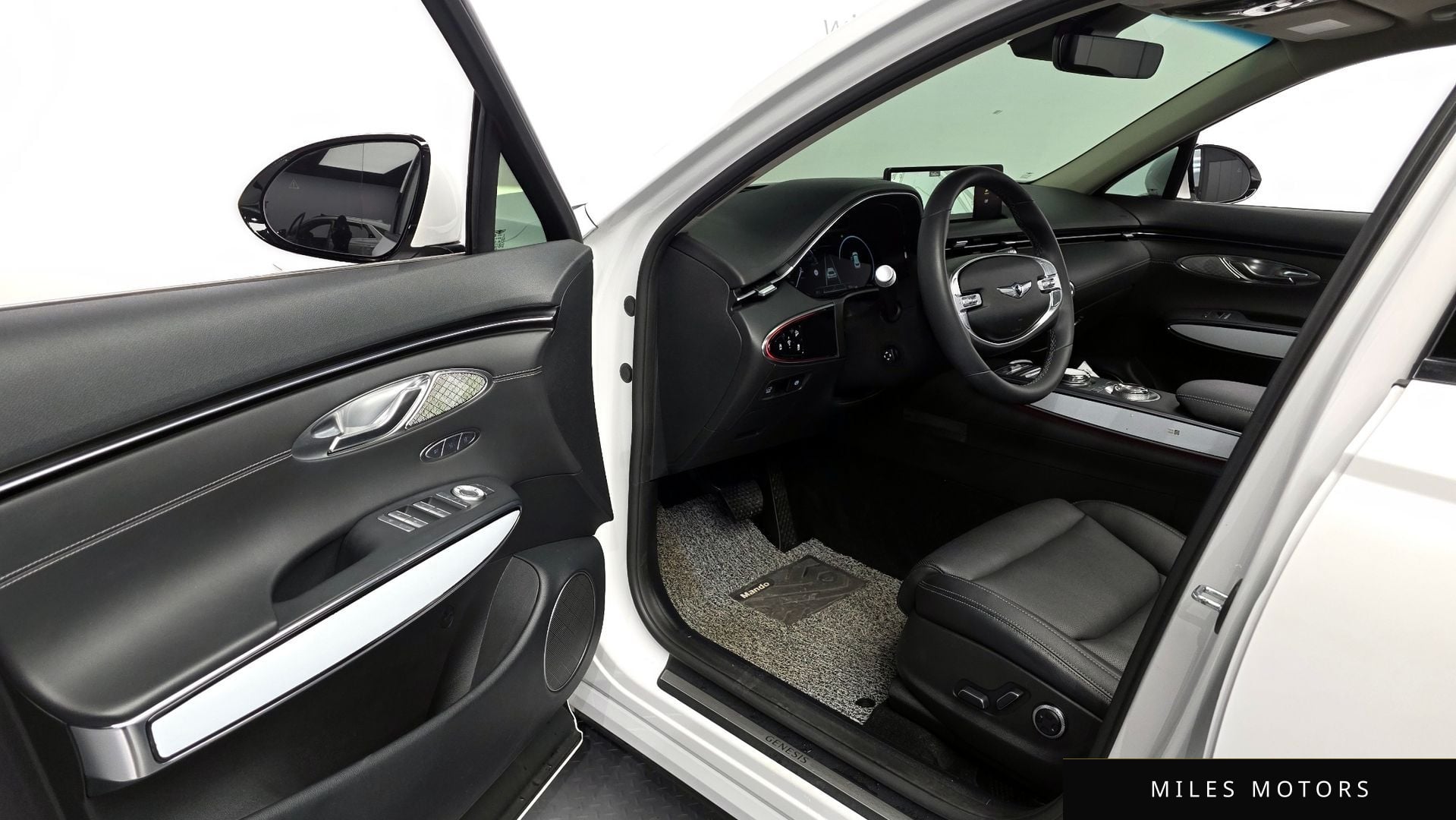 Genesis GV70 2023 — миниатюра 13
