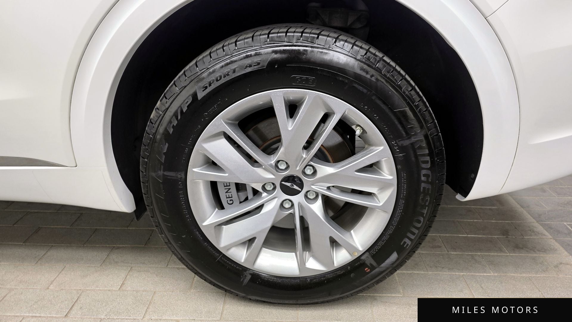 Genesis GV70 2025 — миниатюра 7