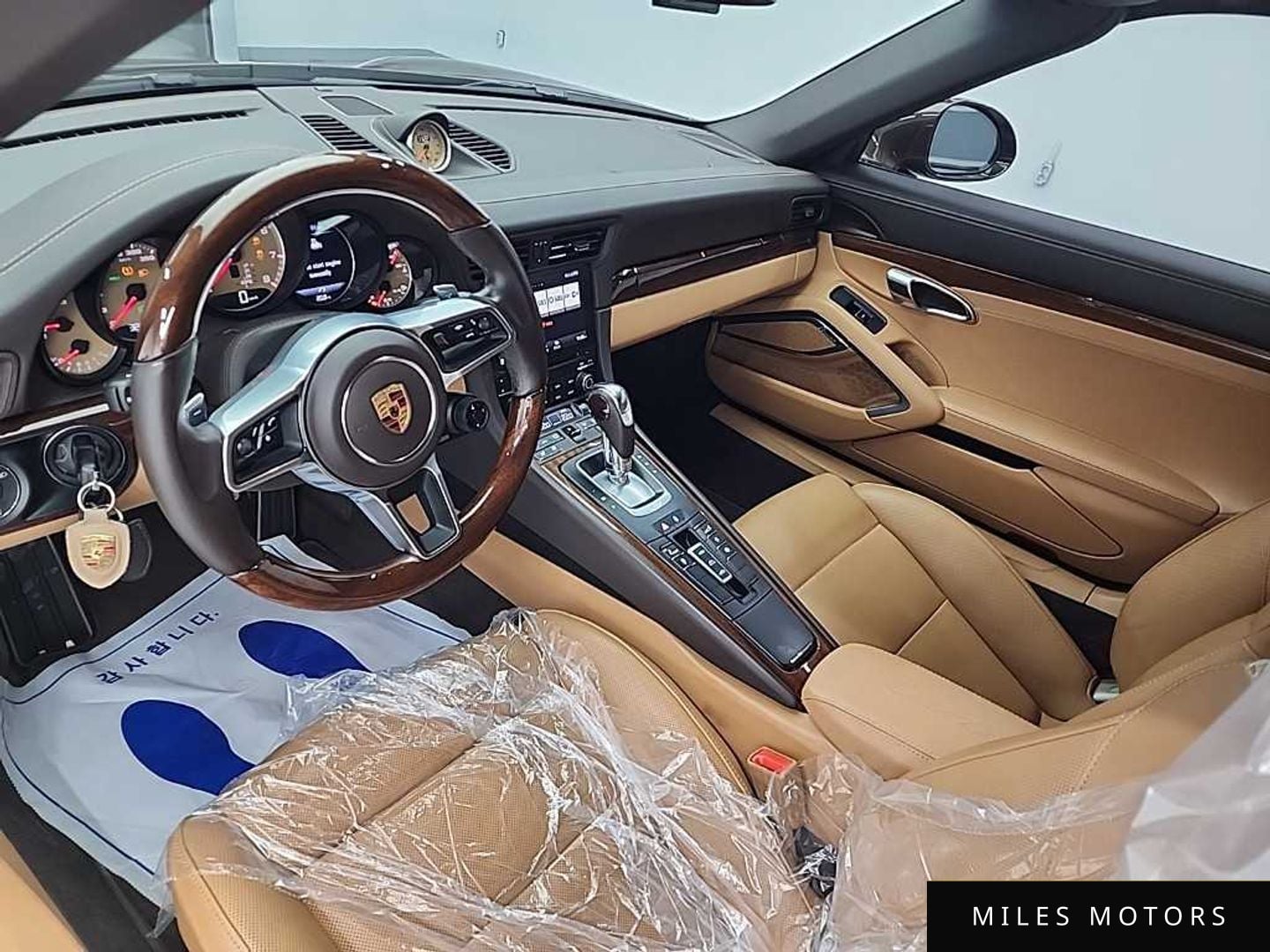 Porsche 911 2018 — миниатюра 7