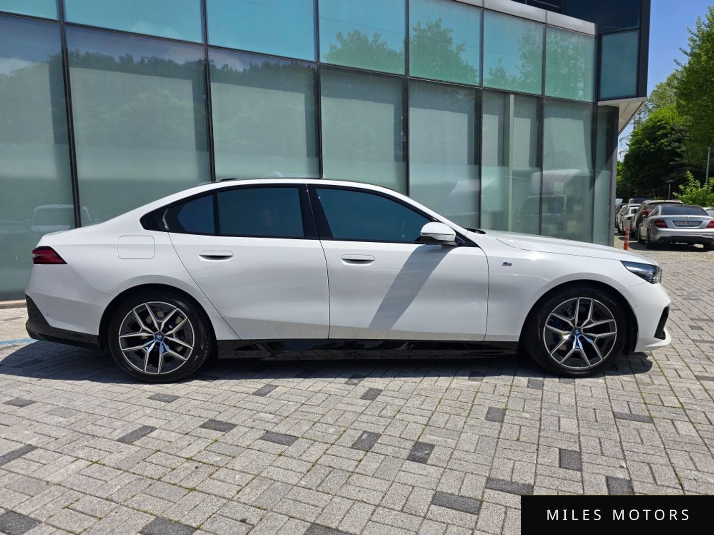 BMW i5 (G60) 2024 — миниатюра 11