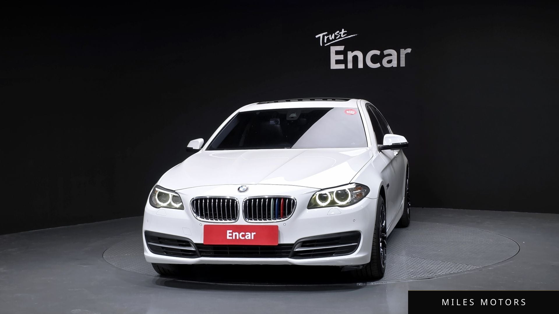 BMW 5 Series (F10) 2014 — миниатюра 3