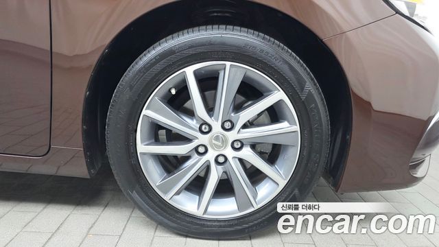 Лексус ES300h 2018 — миниатюра 7