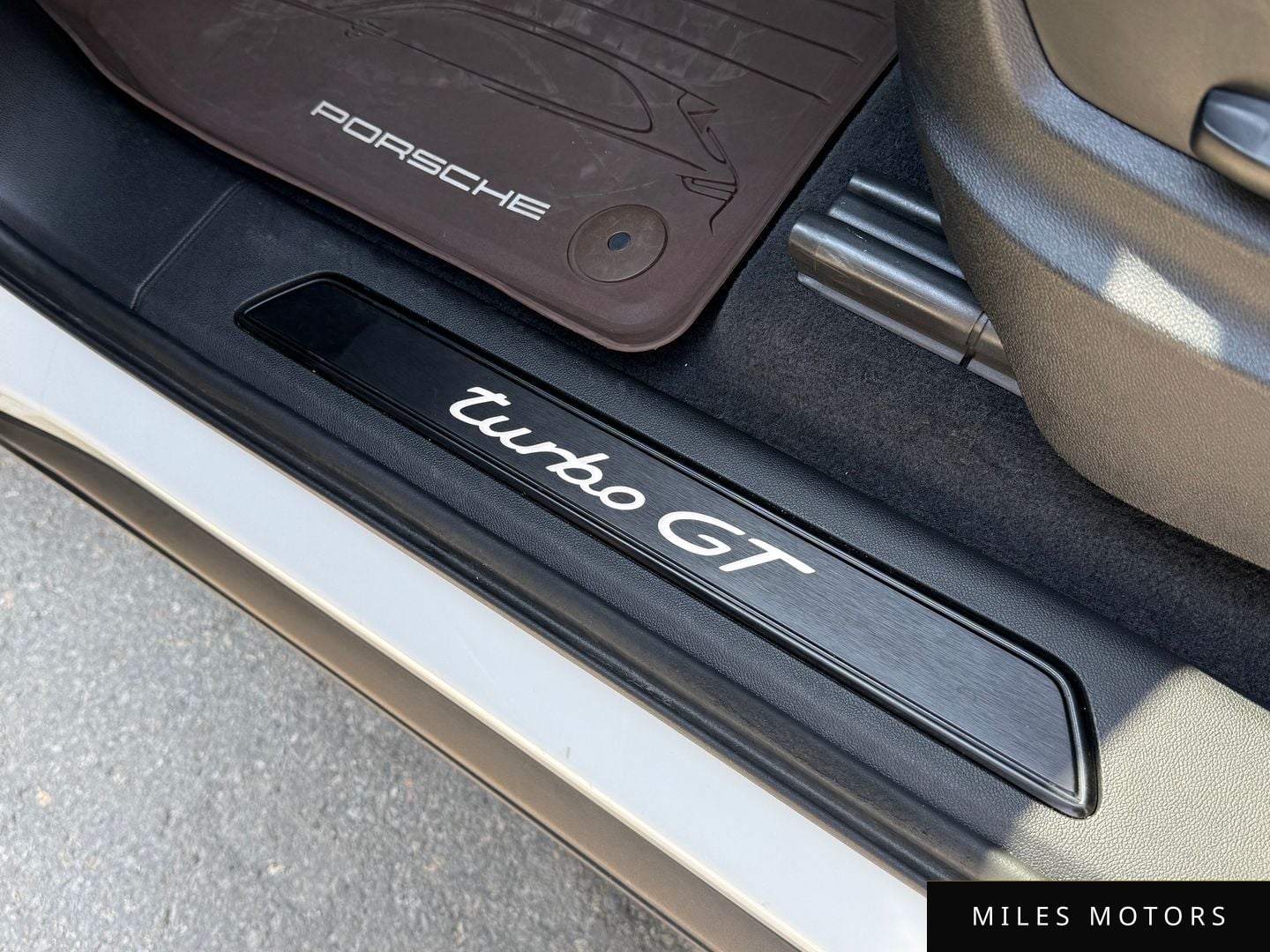 Porsche 카이엔 (PO536) 2022 — миниатюра 7
