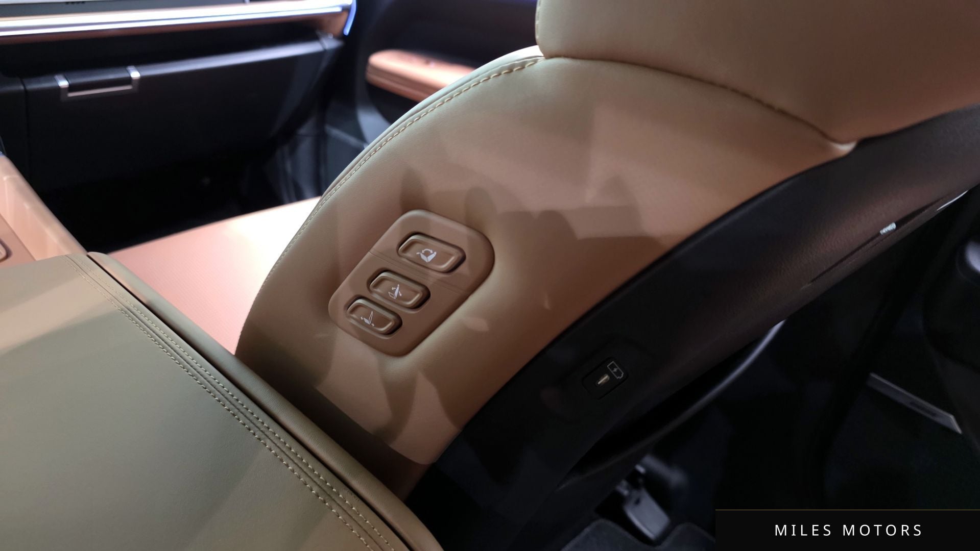 Hyundai 싼타페 (MX5) 2025 — миниатюра 30