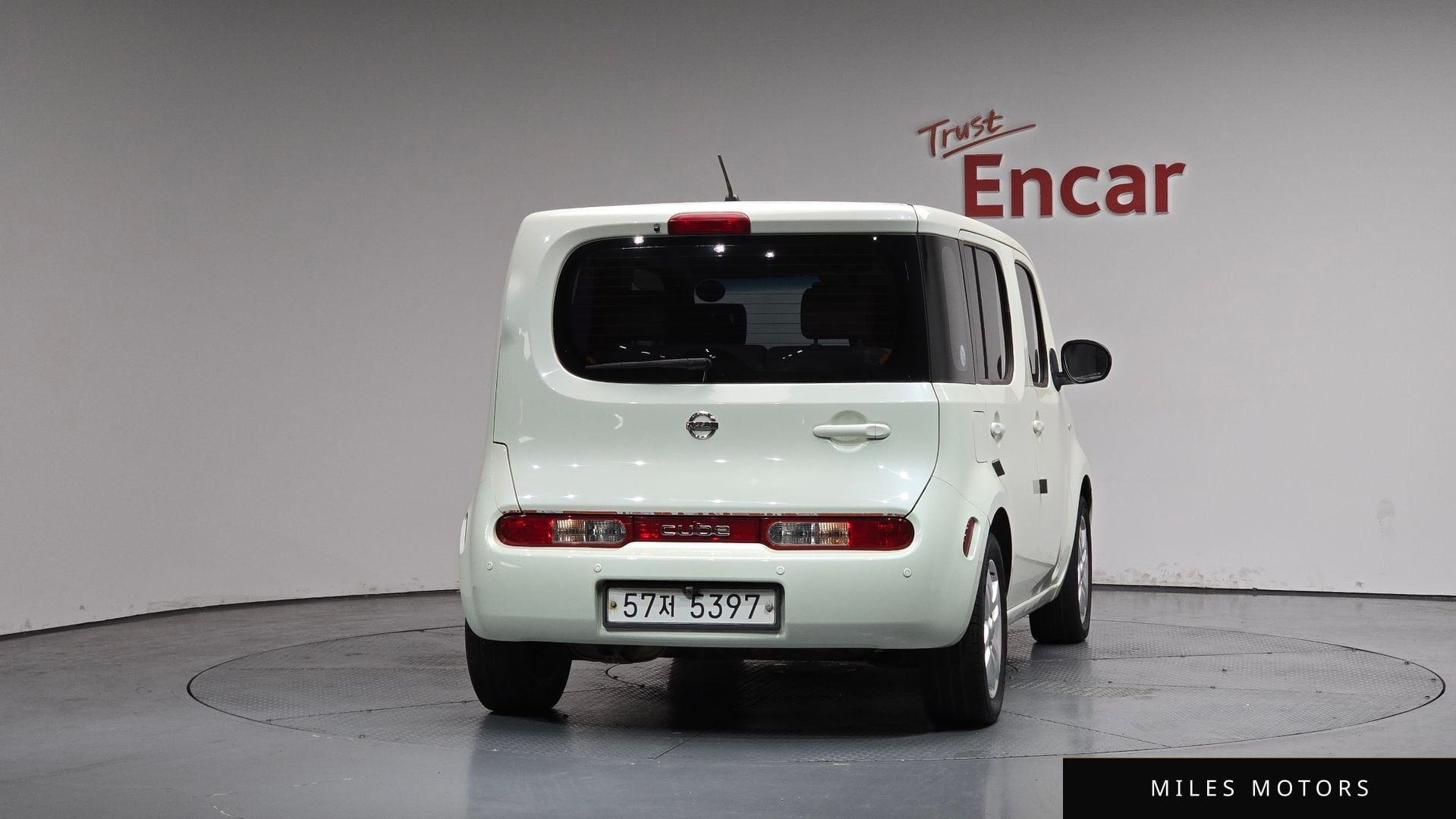 Nissan Cube 2011 — миниатюра 4