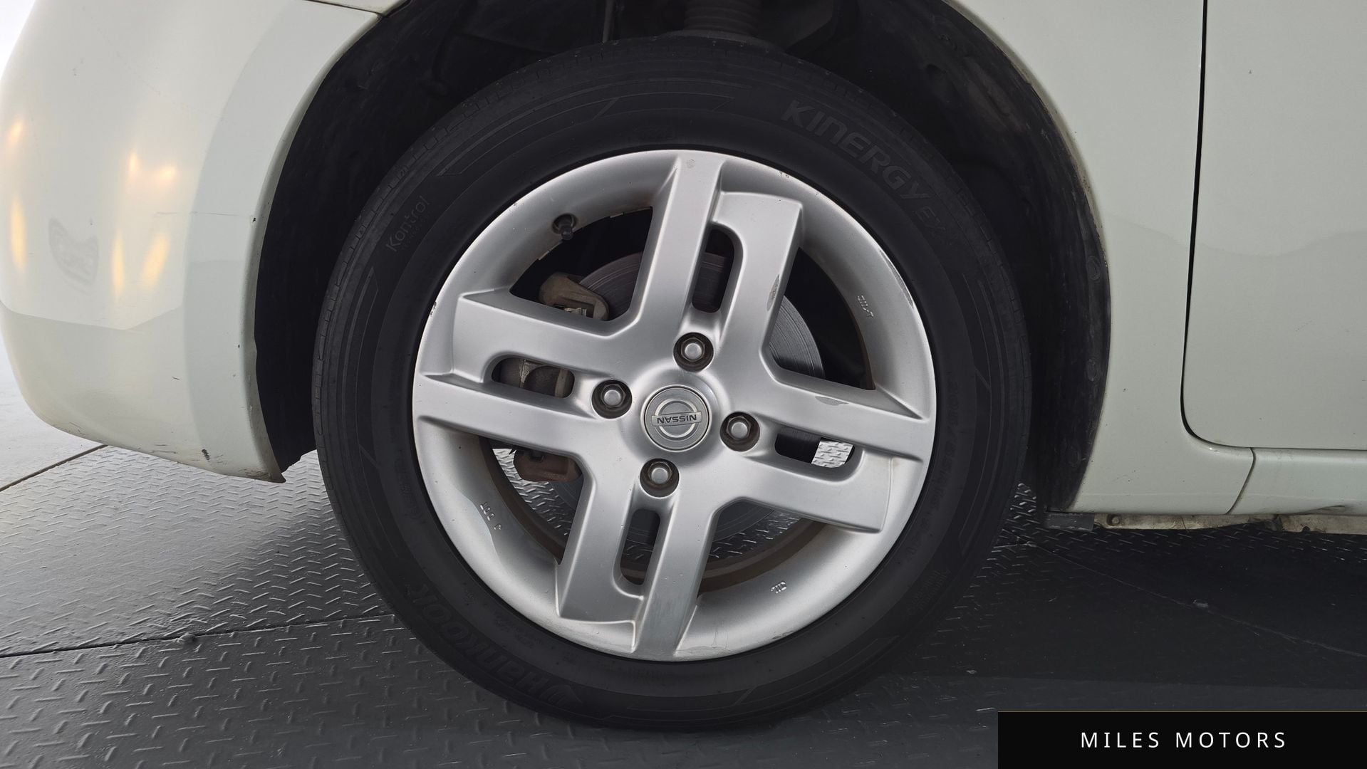 Nissan Cube 2011 — миниатюра 5